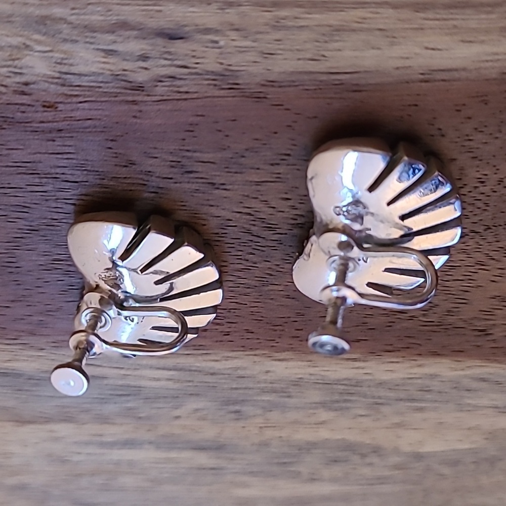 Vintage Crystal Non Pierced Earrings - Picture 7 of 8